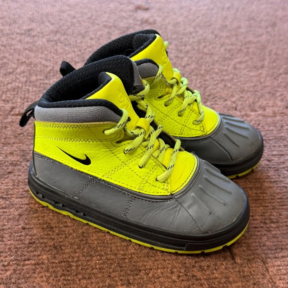 B+ shoes Nike ACG Woodside 2 High Toddler Boots Volt Grey 524874-701 Size 8C